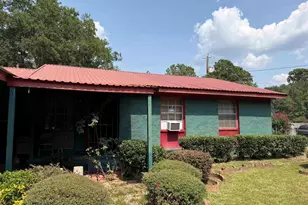 902 Belvedere, Henderson, TX 75652 - Photo 1