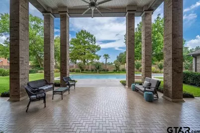 6704 Hollytree Circle, Tyler, TX 75703 - Photo 7