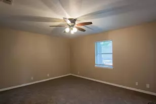 116 Fairview Dr, Longview, TX 75604 - Photo 19