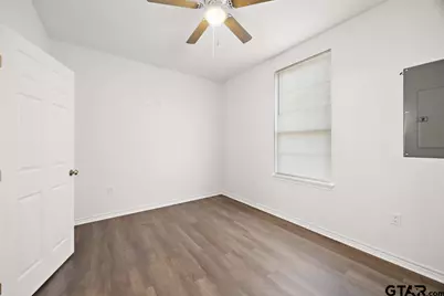504 Neches St, Jacksonville, TX 75766 - Photo 13
