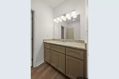 504 Neches St, Jacksonville, TX 75766 - Photo 11