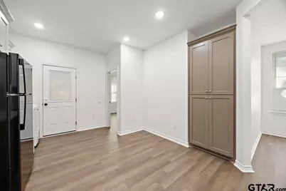 504 Neches St, Jacksonville, TX 75766 - Photo 7