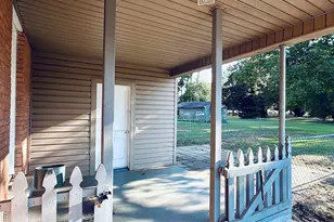 1501 Crockett Rd, Palestine, TX 75801 - Photo 17