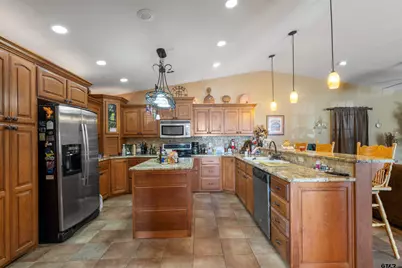1155 N Beaulah St, Hawkins, TX 75765 - Photo 23