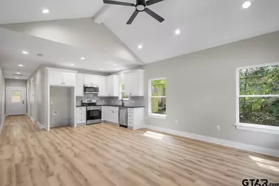 299 Bradford Ave, Arp, TX 75750 - Photo 3