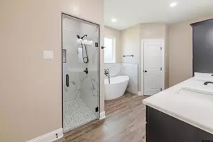 404 Small Oaks Rd, Kilgore, TX 75662 - Photo 19