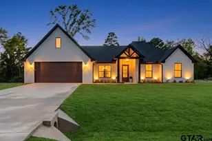 404 Small Oaks Rd, Kilgore, TX 75662 - Photo 1