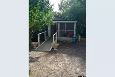 1035 N Johnson Street, Mineola, TX 75773 - Photo 1