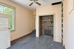 421 Larry, Longview, TX 75602 - Photo 17