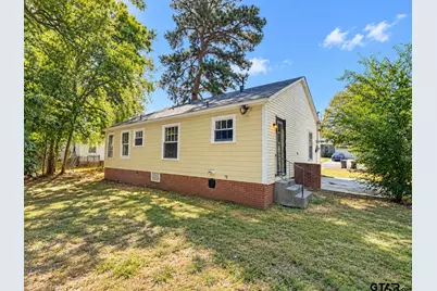 421 Larry, Longview, TX 75602 - Photo 5