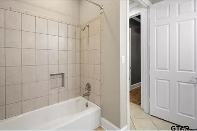 1609 Holcomb Cir, Tyler, TX 75703 - Photo 33