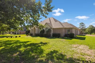1609 Holcomb Cir, Tyler, TX 75703 - Photo 3