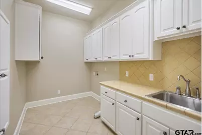 1609 Holcomb Cir, Tyler, TX 75703 - Photo 21