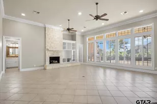 1609 Holcomb Cir, Tyler, TX 75703 - Photo 11