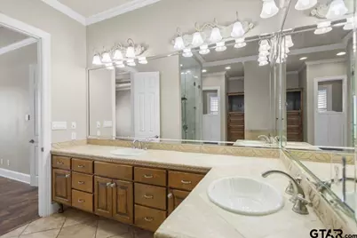 1609 Holcomb Cir, Tyler, TX 75703 - Photo 39