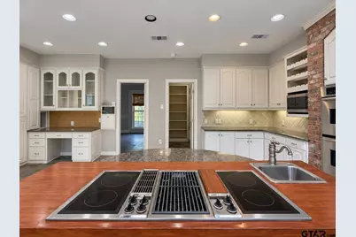 2800 Woodlake Dr, Tyler, TX 75701 - Photo 23