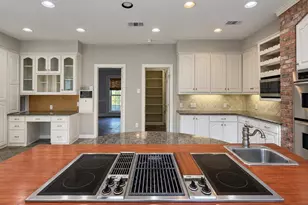 2800 Woodlake Dr, Tyler, TX 75701 - Photo 23