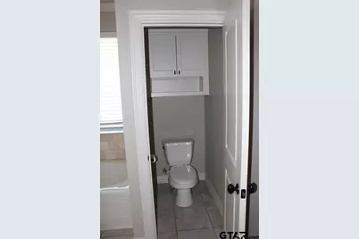1716 Whetstone, Tyler, TX 75703 - Photo 17