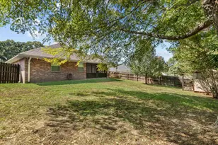 201 Homestead, Palestine, TX 75801 - Photo 31