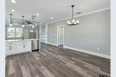 2921 N Border Ave, Tyler, TX 75702 - Photo 17
