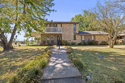 600 W 12th St, Clarksville, TX 75426 - Photo 1