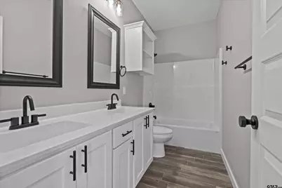 16410 Crossing Circle, Lindale, TX 75771 - Photo 21