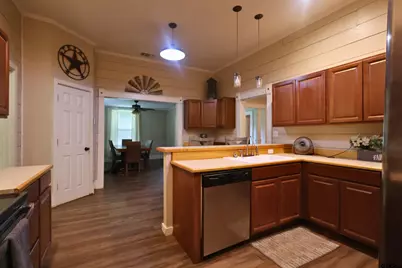 210 Hopkins, Alba, TX 75410 - Photo 7