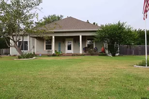 210 Hopkins, Alba, TX 75410 - Photo 1