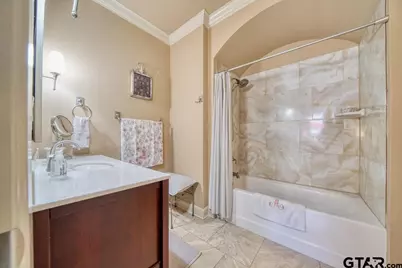 901 Wilcrest Place, Longview, TX 75604 - Photo 21