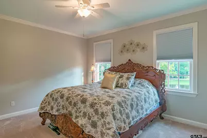 902 E South Street, Lindale, TX 75771 - Photo 29