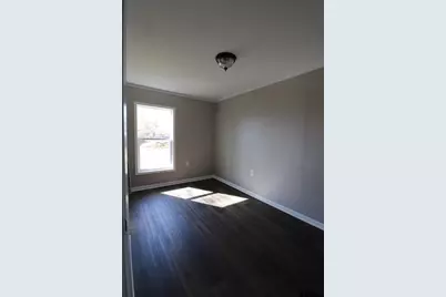 638 Travis St, Jacksonville, TX 75766 - Photo 7