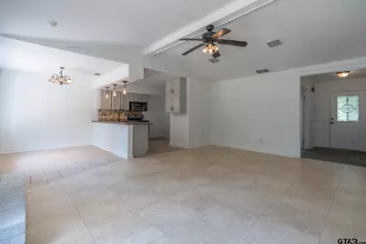 17551 Kristipher Cir, Whitehouse, TX 75791 - Photo 9