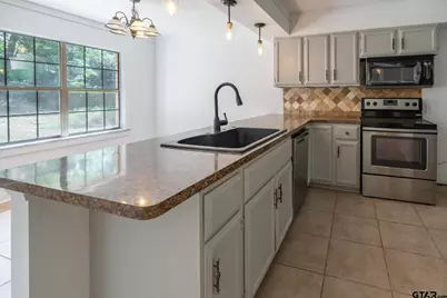 17551 Kristipher Cir, Whitehouse, TX 75791 - Photo 13