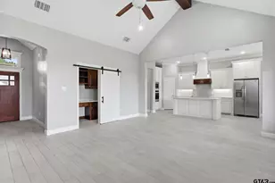 719 Liberty St, Bullard, TX 75757 - Photo 5