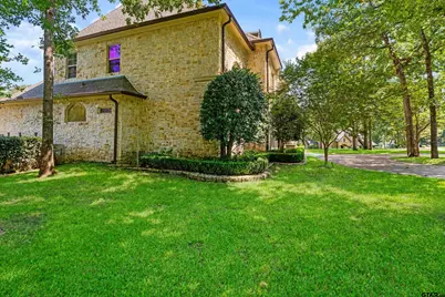 4045 Stonegate Blvd, Tyler, TX 75703 - Photo 3