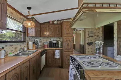 811 S Chandler St, Rusk, TX 75785 - Photo 13