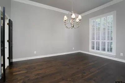 1413 Holly Creek Drive, Tyler, TX 75703 - Photo 5