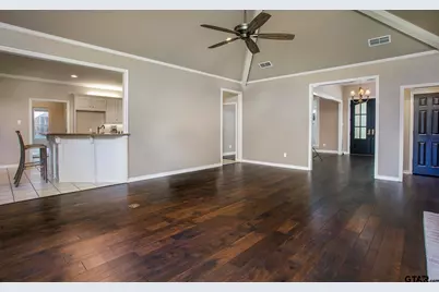 1413 Holly Creek Drive, Tyler, TX 75703 - Photo 13