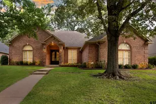 1413 Holly Creek Dr, Tyler, TX 75703 - Photo 1