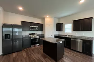 917 Martin St, Chandler, TX 75758 - Photo 7
