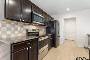 815 E Grande Blvd D-104, Tyler, TX 75703 - Photo 5