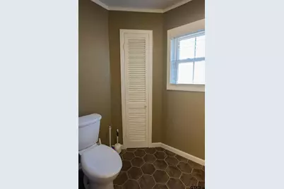 3215 Curtis Dr, Tyler, TX 75701 - Photo 17