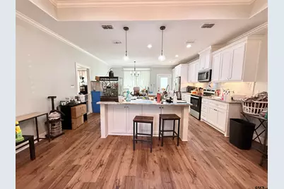 2202 Woodlawn St, Tyler, TX 75702 - Photo 5