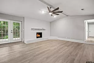 105 Kent Dr, Pittsburg, TX 75686 - Photo 5