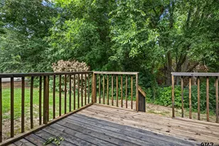 105 Kent Dr, Pittsburg, TX 75686 - Photo 25