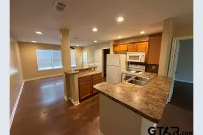 2644 Westminster, Tyler, TX 75701 - Photo 3
