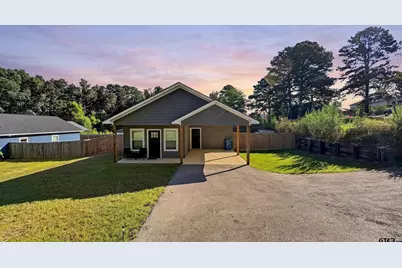 402 N Main, Arp, TX 75750 - Photo 1