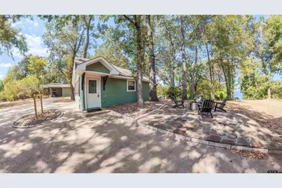237 Lakeview Circle, Jefferson, TX 75657 - Photo 23