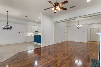 2306 Homestead Ln, Tyler, TX 75701 - Photo 11