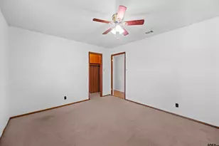 218 Threll, Palestine, TX 75803 - Photo 13